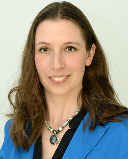Dr. Carolin Freier
