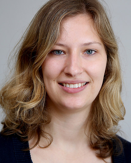 Dr. Laura Pohlan