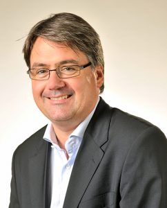 Dr. Frank Bauer