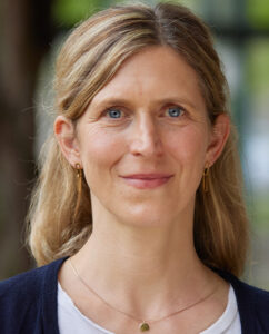 Prof. Lena Hipp, Ph.D.